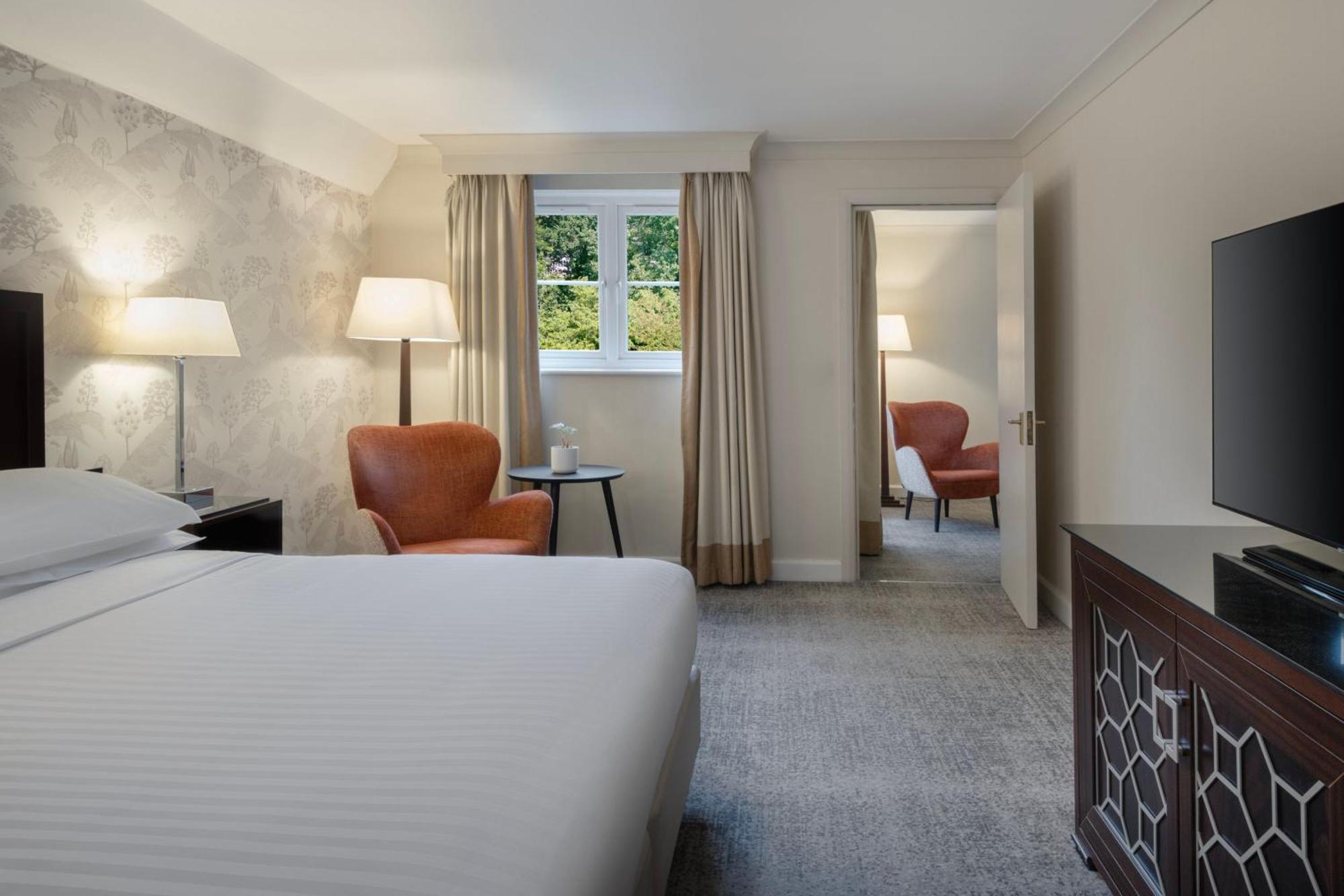 Delta Hotels By Marriott Worsley Park Country Club Eksteriør bilde